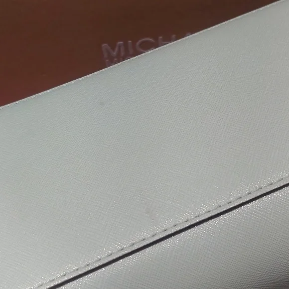 ❣️💫 MARK DOWN💫❣️ Michael Kors Bag - Picture 8 of 17